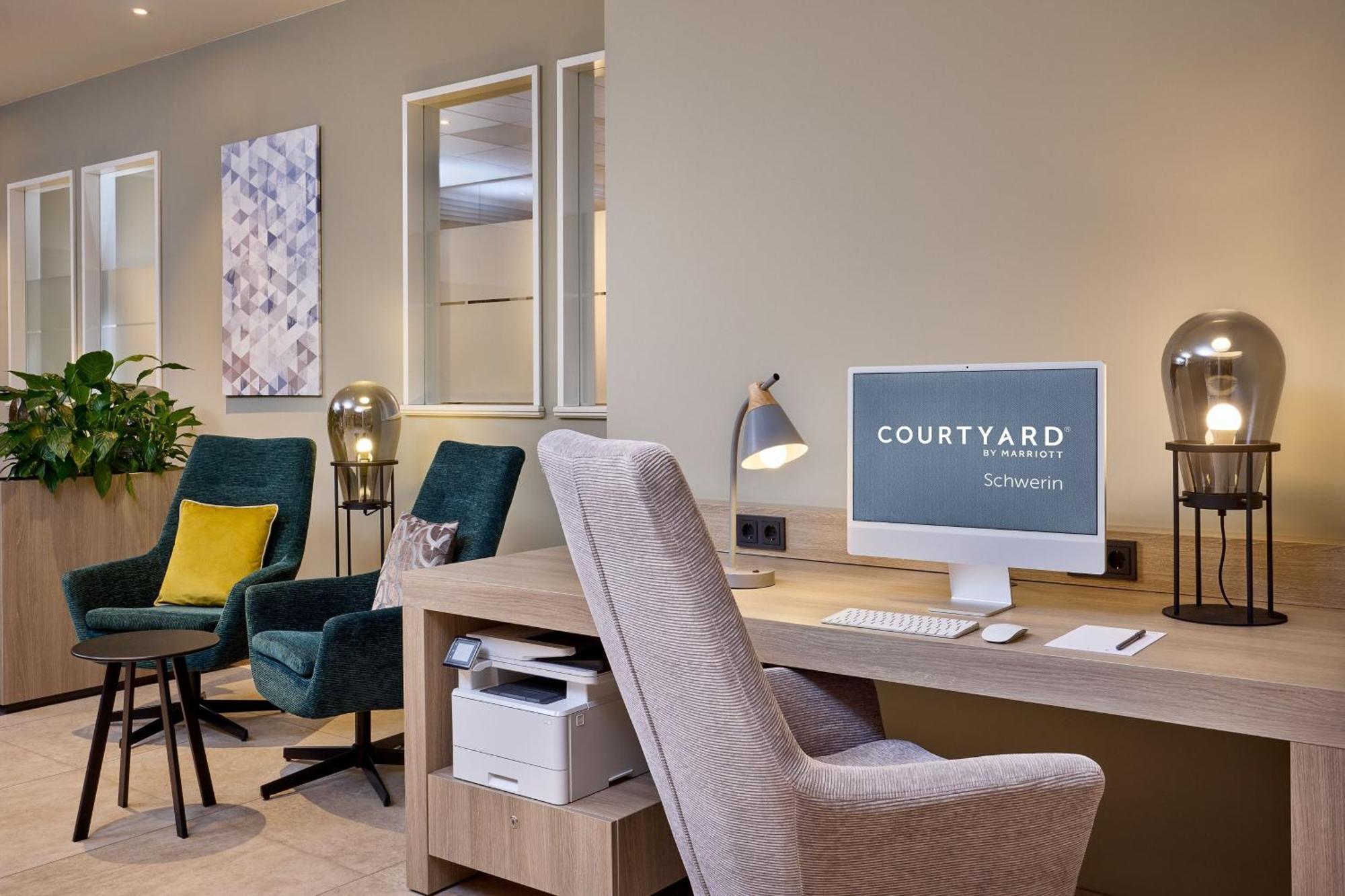 Courtyard By Marriott Schwerin Hotel Schwerin  Buitenkant foto