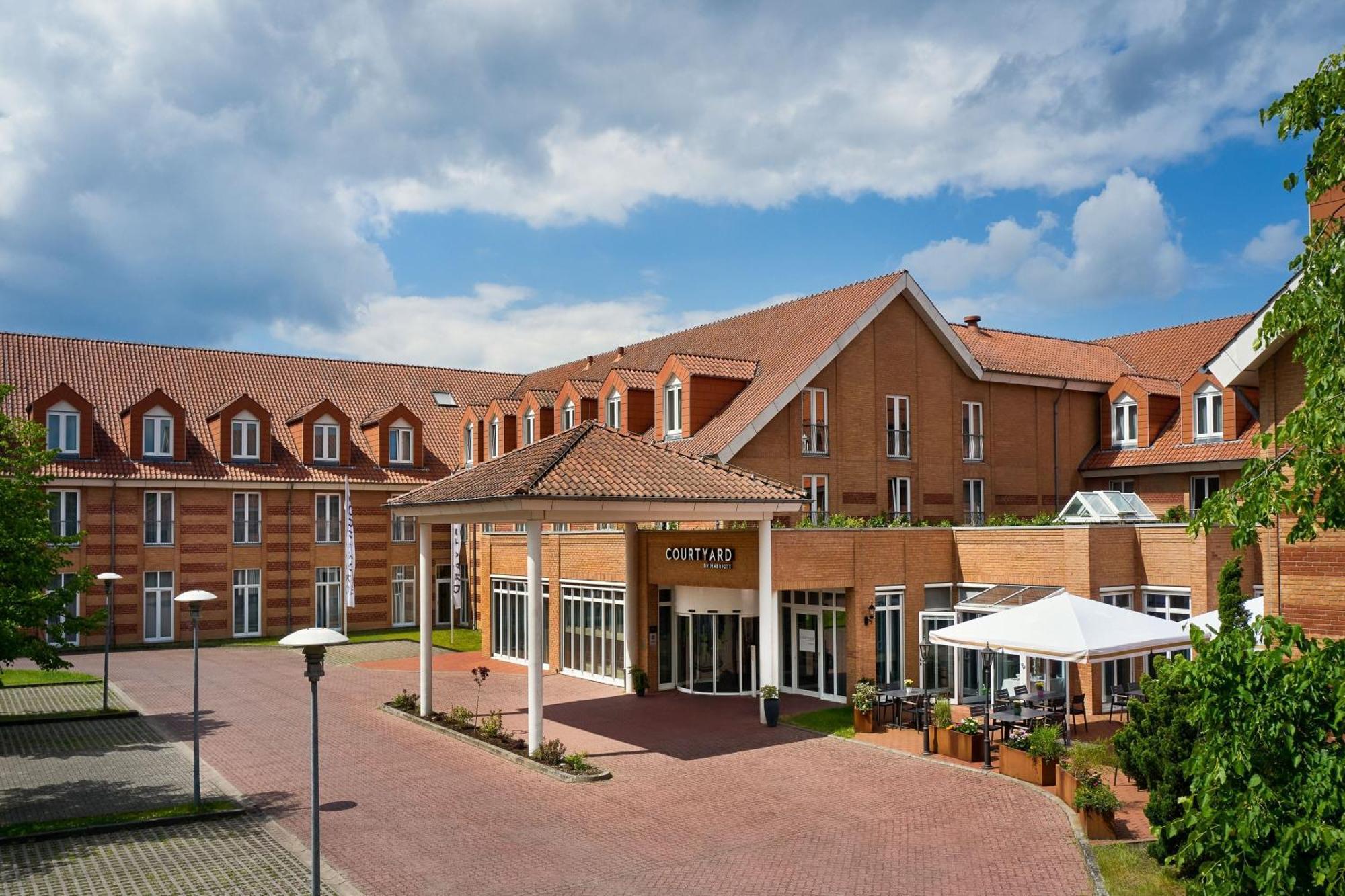 Courtyard By Marriott Schwerin Hotel Schwerin  Buitenkant foto